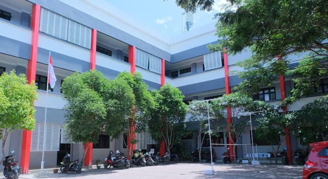 SMA Al-Azhar Mandiri Palu